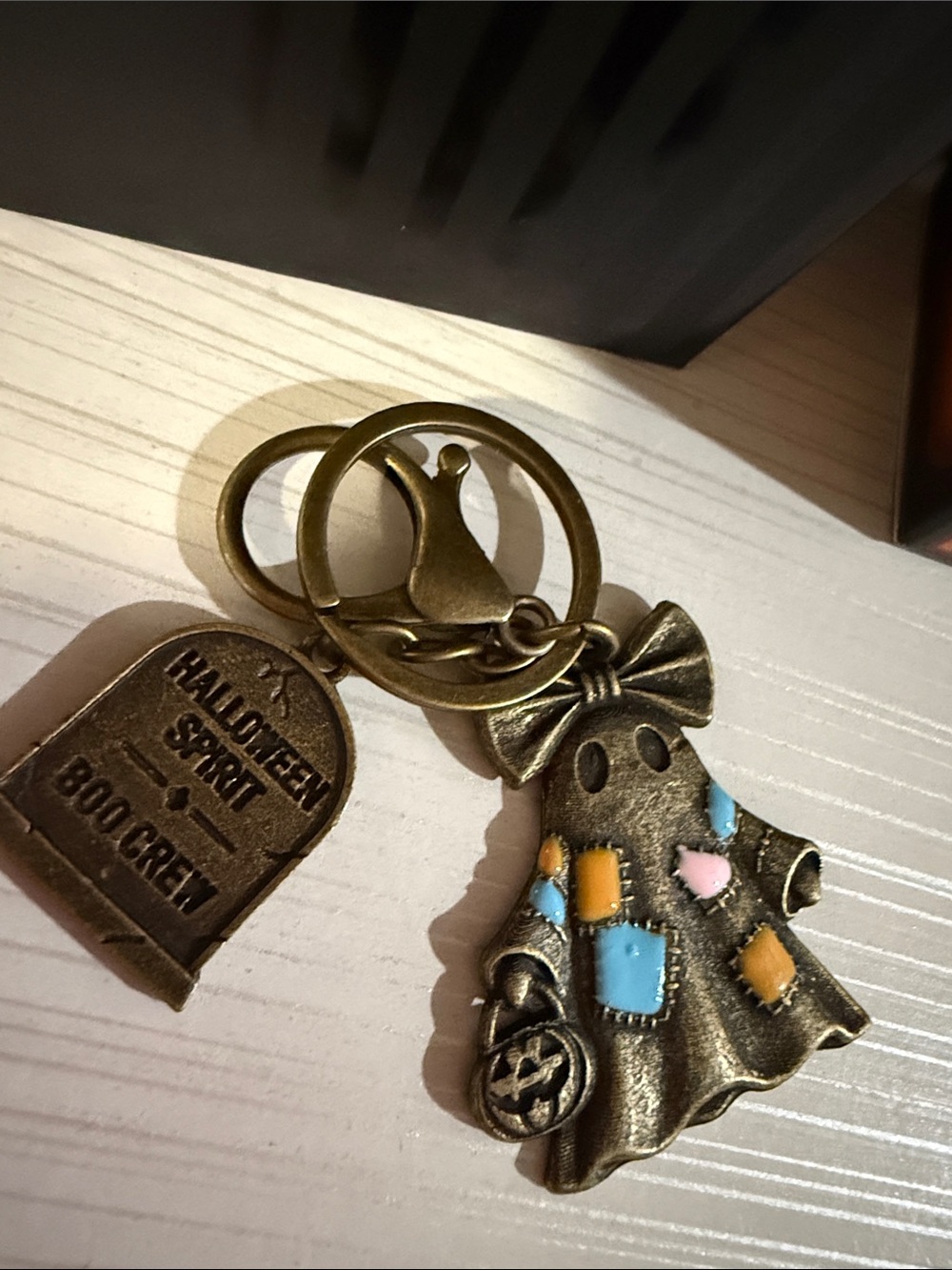 Halloween! Ghost keychain ,Halloween storage box ,the nun duck & DEDDY bear - Picture 2 of 4